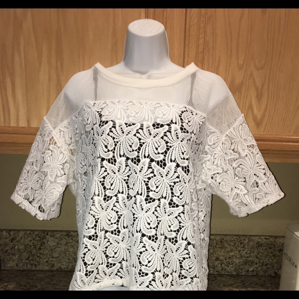 Lace like blouse